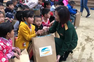 Gian hàng '0 đồng' mang hơi ấm lên vùng cao Si Ma Cai