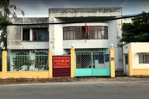 Thư ký tòa án bị bắt vì nhận 21 triệu đồng của đương sự