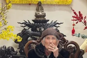 Cụ bà 101 tuổi gây sốt trên mạng xã hội vì quá... đẹp