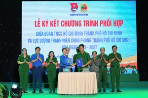 Lực lượng TNXP TP.HCM và Thành đoàn TP.HCM ký kết chương trình phối hợp 