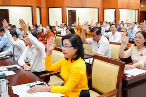 Từ ngày 1-6, TP.HCM sẽ tăng phí làm hồ sơ nhà đất