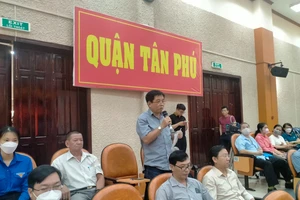 Cử tri quận Tân Phú phản ánh về việc trễ cấp sổ hồng