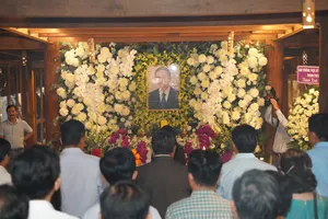 Đoàn đại biểu MTTQ Việt Nam TP.HCM tưởng niệm TS Nguyễn Trí Dũng