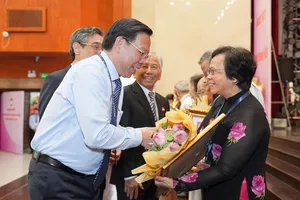 Chủ tịch Phan Văn Mãi đặt hàng MTTQ Việt Nam TP.HCM nhiều vấn đề quan trọng