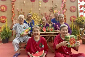 Tết đoàn viên ở viện dưỡng lão