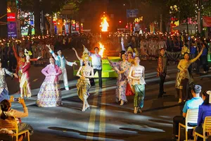 Đen Vâu, Hồ Ngọc Hà, Tóc Tiên... biểu diễn tại lễ hội Thanh niên TP.HCM