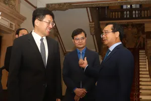 Chủ tịch Nguyễn Văn Được tiếp đoàn đại biểu cấp cao Đoàn Thanh niên Cộng sản Trung Quốc 