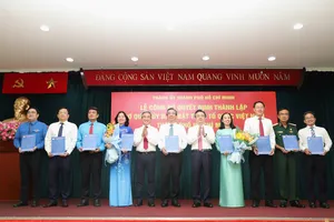 Công bố các Chủ tịch, Phó Chủ tịch Ủy ban MTTQ Việt Nam TP.HCM và 5 tổ chức chính trị - xã hội