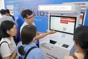 TP.HCM: Phường Chợ Quán đưa trí tuệ nhân tạo vào giải quyết thủ tục hành chính