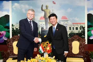 Chủ tịch Quốc hội Hungary: TP.HCM phát triển vượt bậc trong 10 năm qua 