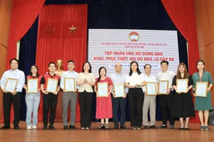 Đến hôm nay (23-10), TP.HCM tiếp nhận hơn 151 tỉ đồng hỗ trợ đồng bào vùng bão lũ