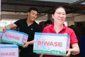 70 tấn hàng hóa rời ga Sóng Thần, mang yêu thương từ TP.HCM hỗ trợ vùng bão lũ