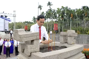 Lãnh đạo TP.HCM dâng hương, họp mặt kỷ niệm 85 năm Ngày Nam Kỳ khởi nghĩa