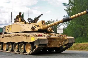 Xe tăng Challenger II mà Anh đang cân nhắc gửi cho Ukraine. Ảnh: ARMY TECHNOLOGY