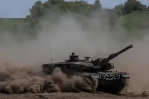 Xe tăng Leopard do Đức sản xuất được đánh giá là một trong những loại xe tăng tốt nhất thế giới. Ảnh: AFP