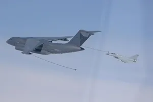 Tiêm kích thuộc Bộ Tư lệnh Chiến khu phía Đông của Quân đội Giải phóng Nhân dân Trung Quốc (PLA) trong cuộc tập trận quân sự "Joint Sword" vào ngày 9-4. Ảnh: TÂN HOA XÃ