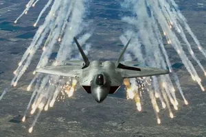 Tiêm kích tàng hình F-22 Raptor của Mỹ. Ảnh: USAF 