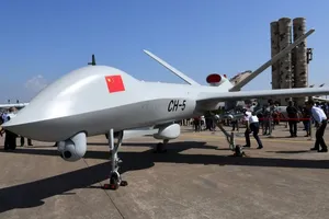 Máy bay cảm tử Cruise Dragon 5 của Quân Giải phóng Nhân dân Trung Quốc (PLA). Ảnh: TÂN HOA XÃ