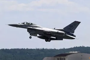 Nhà Trắng: Quân đội Mỹ sẵn sàng đào tạo không quân Ukraine lái F-16 