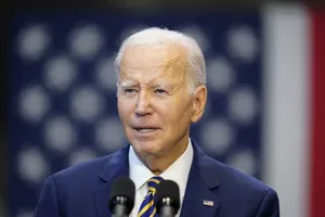 Ông Biden đi bước quyết liệt đối phó bạo lực súng đạn