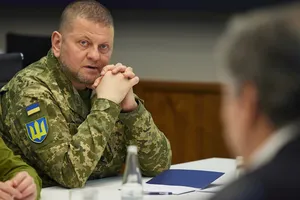 Phát hiện thiết bị thu thập thông tin ở văn phòng Tổng tư lệnh Ukraine