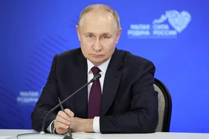 Hai ông Putin và Zelensky lên tiếng về tương lai xung đột, đàm phán và trừng phạt