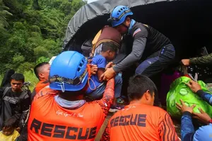 Số người chết do lở đất ở Philippines tăng lên 54 