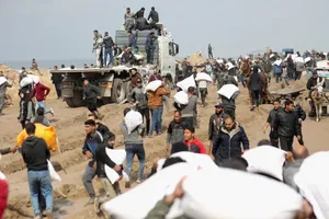 Mất bao lâu để Mỹ xây xong cảng tạm thời ở Gaza đưa viện trợ vào?