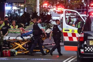 Xả súng tại trung tâm mua sắm, nhiều người chết