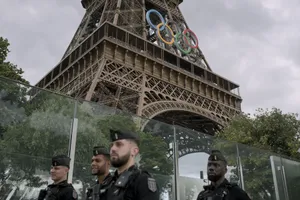 Olympic Paris 2024 và nỗ lực biến Paris thành pháo đài ngoài trời của Pháp