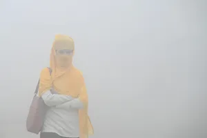 “Như có ớt trong mắt tôi…”