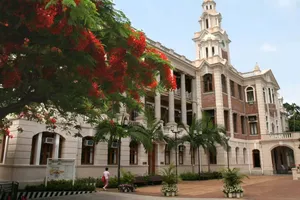 Hong Kong bắt và truy tố hàng chục người nước ngoài dùng bằng cấp giả du học