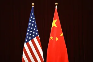 Phó Thủ tướng Trung Quốc điện đàm với Bộ trưởng Tài chính Mỹ, bàn kinh tế hai nước