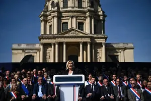 Nhận diện ’con dao hai lưỡi' với bà Marine Le Pen 