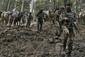 Ấn Độ ra loạt động thái rắn với Pakistan sau vụ tấn công khủng bố ở Kashmir