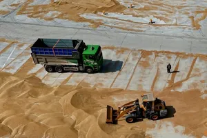 Trung Quốc cảnh báo đợt gió khô nóng nghiêm trọng