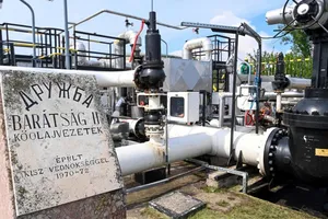 Ukraine, Hungary 'đấu khẩu' quanh vụ Kiev tấn công đường ống dầu Druzhba