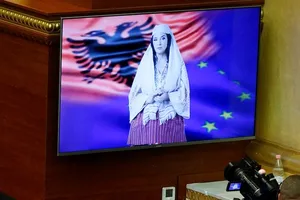 Bộ trưởng AI của Albania đang 'mang thai 83 đứa con'