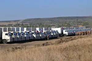 Kiev lập vùng phi quân sự, đoàn xe viện trợ thứ 3 của Nga vào Ukraine