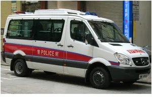 Hong Kong: Chánh thanh tra quận tự sát