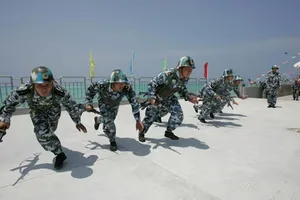 Philippines lo sợ Trung Quốc lập vùng phòng không tại Biển Đông