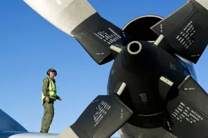 Vệ tinh Mỹ phát nổ trên không, đe dọa Trái Đất