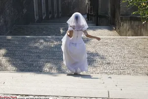 Cô dâu bỏ đi vì chú rể trả lời sai bài toán 15 + 6=?