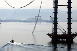 Đứt cáp cầu treo đang thi công, kỹ sư tự sát vì thấy có lỗi