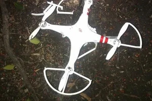 Máy bay không người lái có thể bay mãi mà không cần hạ cánh?