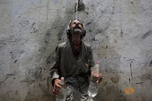 Nắng nóng 44 độ C giết chết gần 800 người