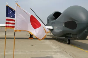 Nhật Bản bắt tay Phillipines giám sát Trung Quốc trên Biển Đông