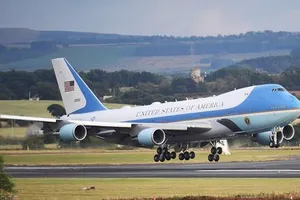 Khám phá 'Nhà trắng trên không' của ông Trump sắp đến Hà Nội