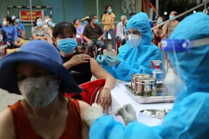 Đại sứ Nguyễn Hồng Thao: Đôi điều suy nghĩ về chống dịch