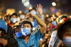 Chính sách cách ly người về quê: Đừng để 'phép vua thua lệ làng'